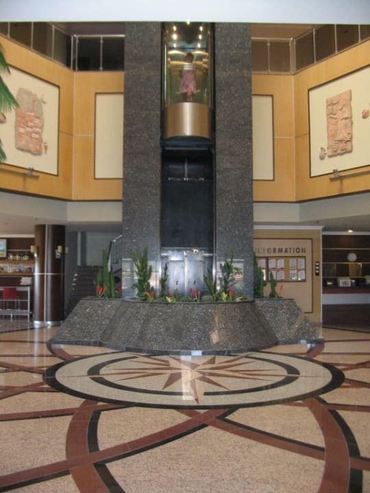Aufzug Lobby Hane Family Resort