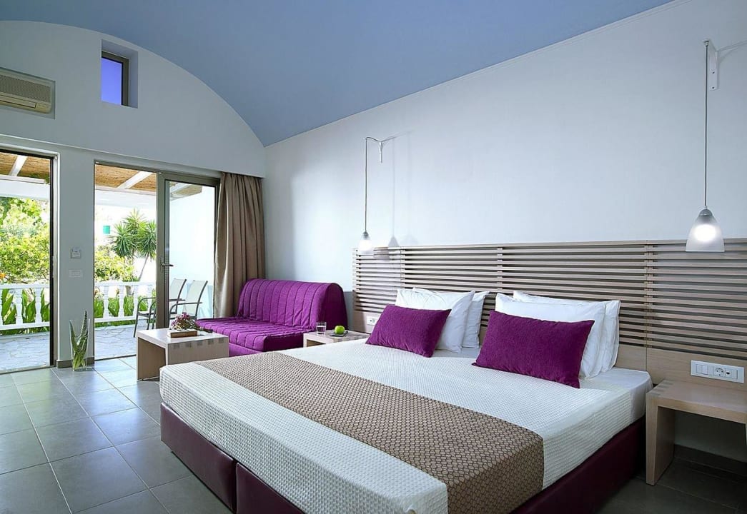 Bungalow Hotel Kakkos Bay