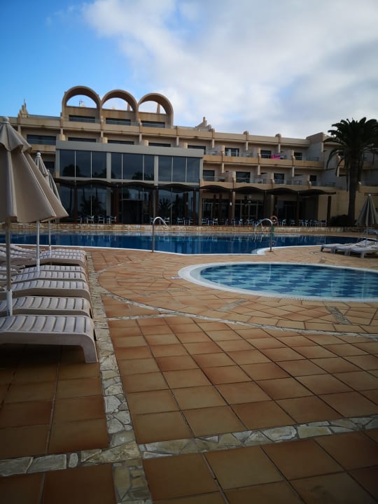 Pool SBH Hotel Taro Beach