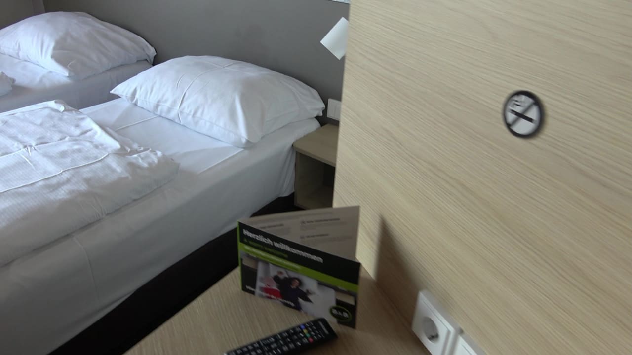 Zimmer B&B Hotel Heidelberg