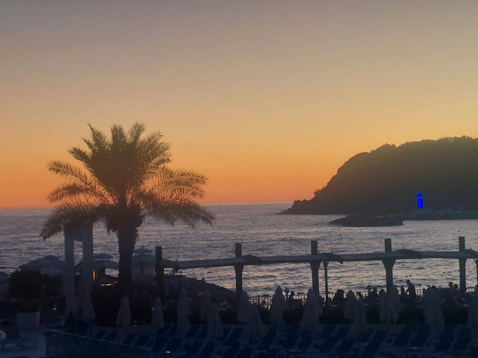 Ausblick Granada Luxury Okurcalar