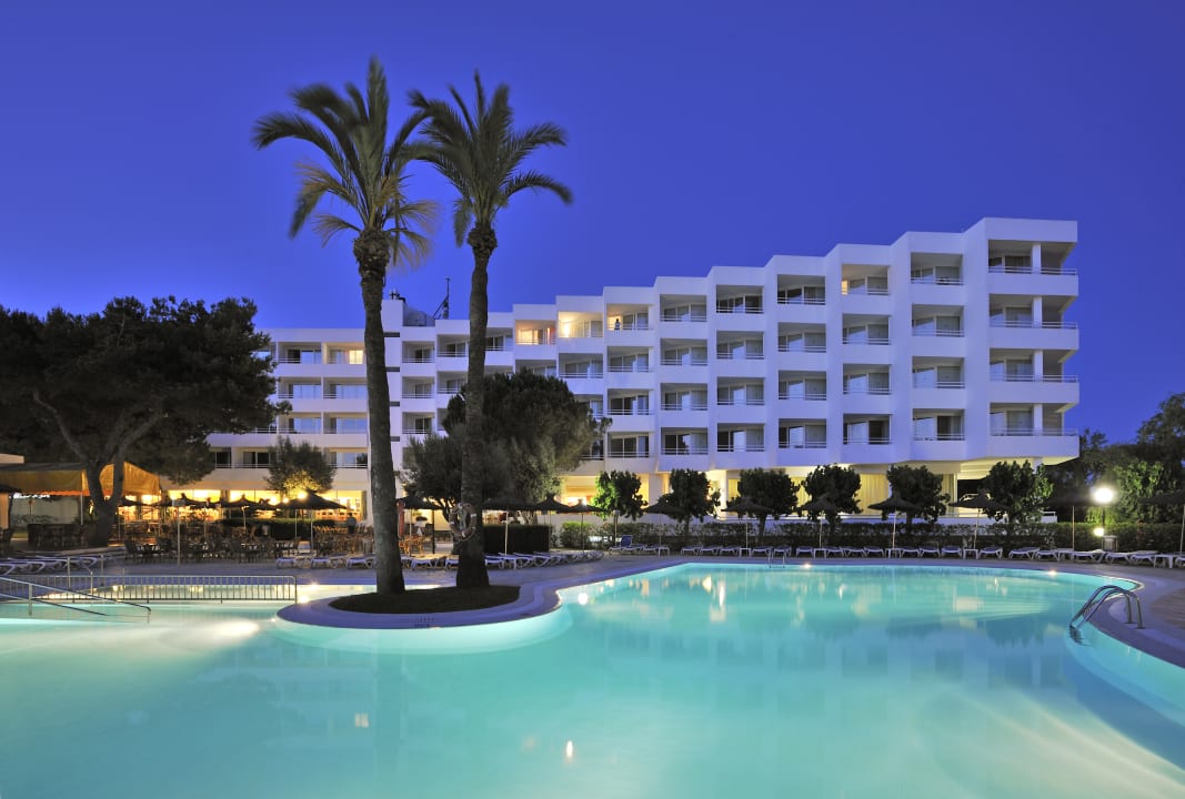 Pool Globales Mediterrani