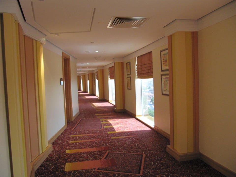 Flur 12. Etage Jumeirah Beach Hotel