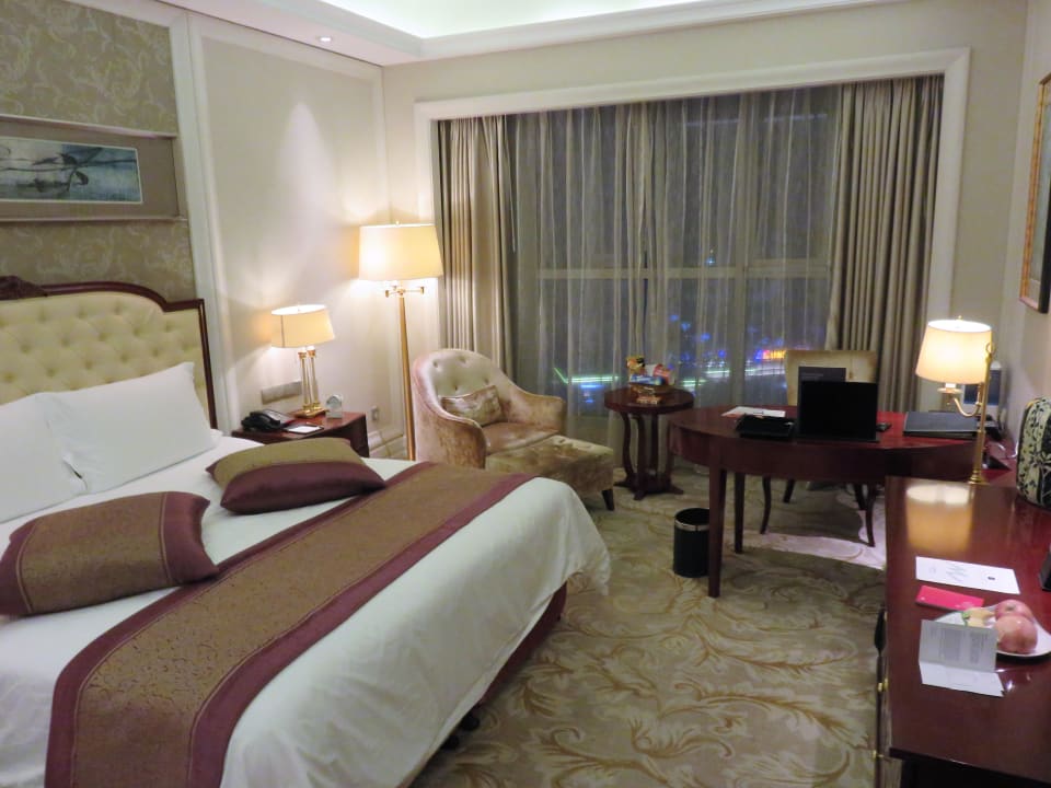 Zimmer Tangshan Guofeng Grand Metropark Hotel