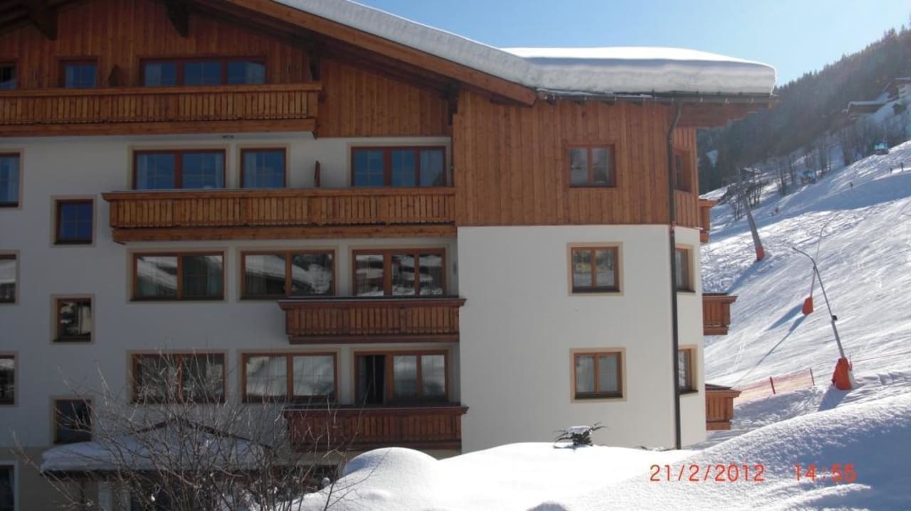 Außenansicht von Eingangsseite Hotel Roslehen