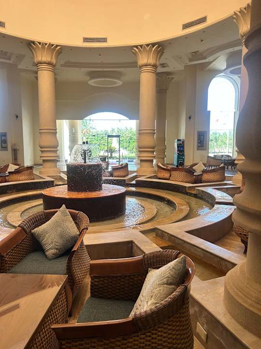 Lobby Coral Hills Resorts & SPA