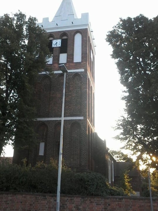 Kirche gebenüber  Hotel Zum Stern