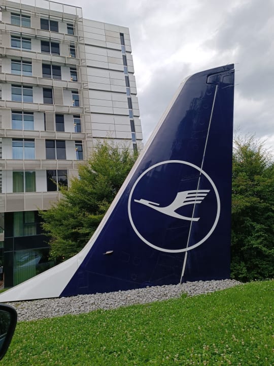 Außenansicht Lufthansa Seeheim