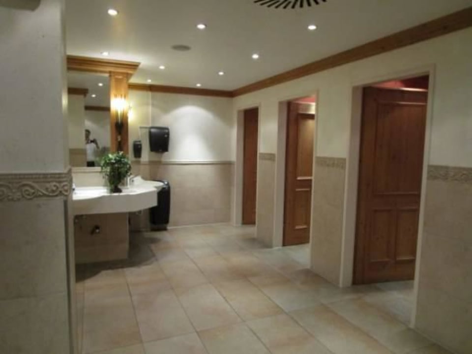 Toiletten sehr sauber Gasthof Hotel Grünauerhof