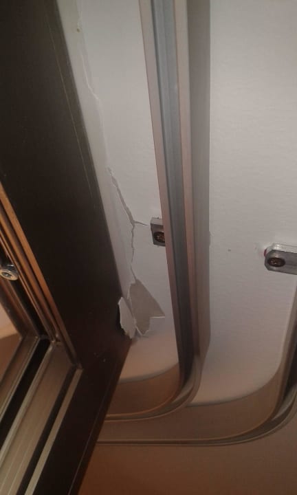 Balkonbereich Salamis Bay Conti Resort Hotel & Casino