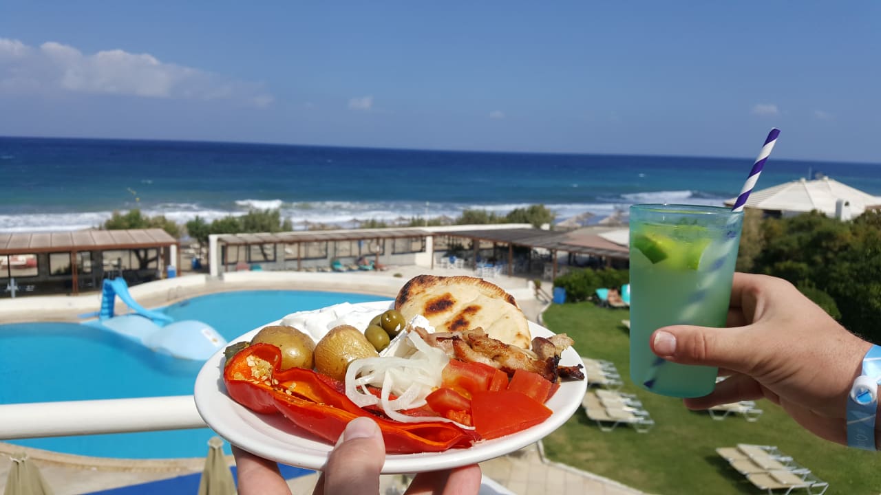 Zimmer Apollonia Beach Resort & Spa