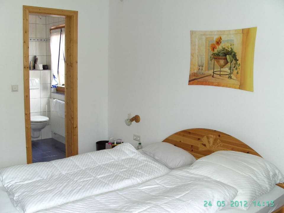 Doppelzimmer  Gasthaus Kolmenhof an der Donauquelle