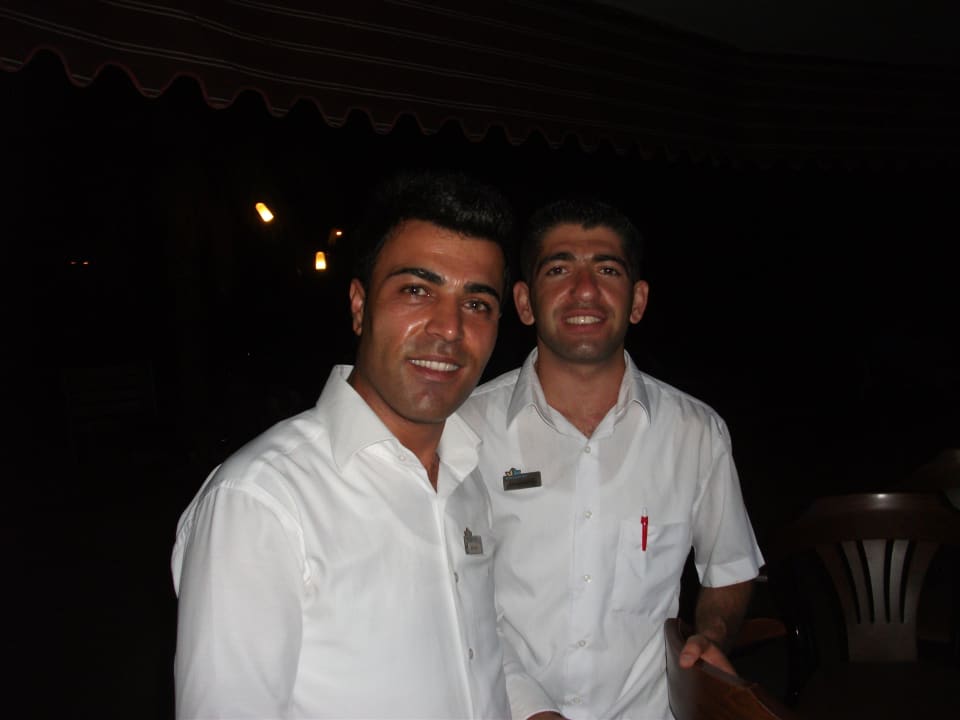 Ali und sein Mitarbeiter Hotel Royal Garden Beach