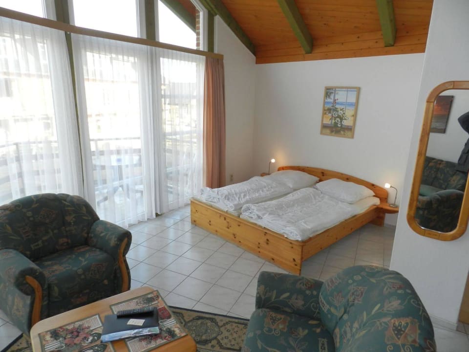 Appartement mit Doppelbett und großem Balkon 1 Zimmer Apartment Schumacher in Plau am See