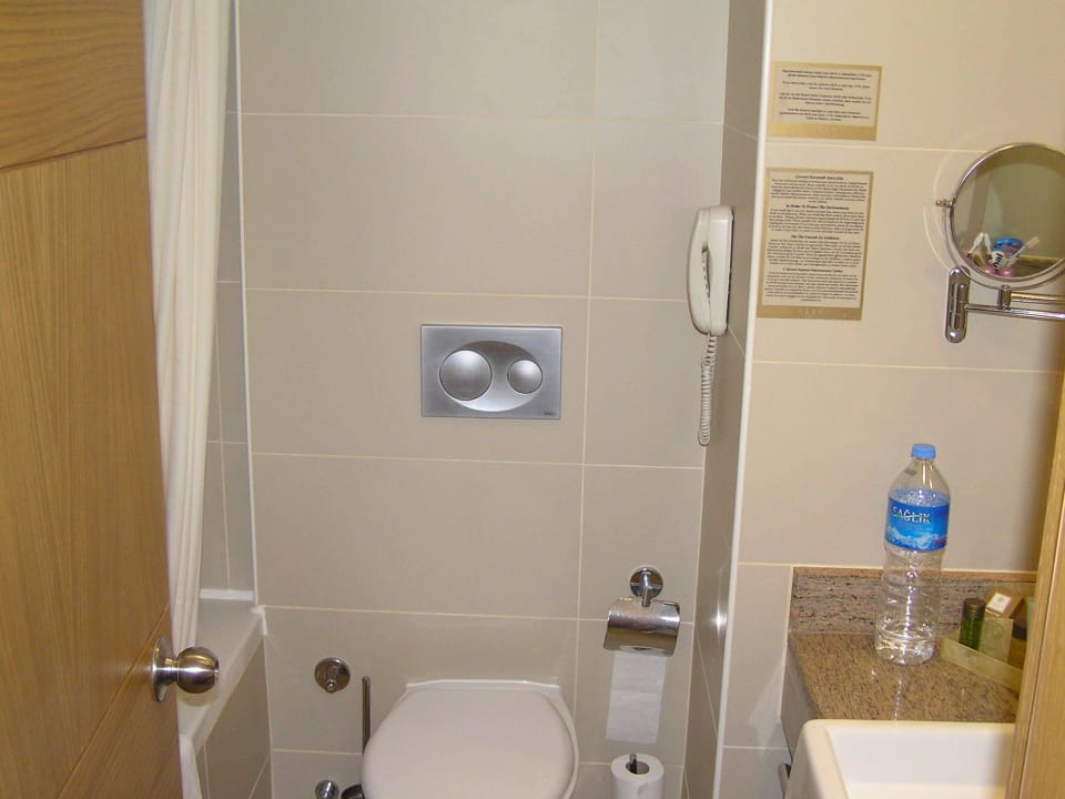 Schönes, aber kleines Bad Akka Alinda Hotel