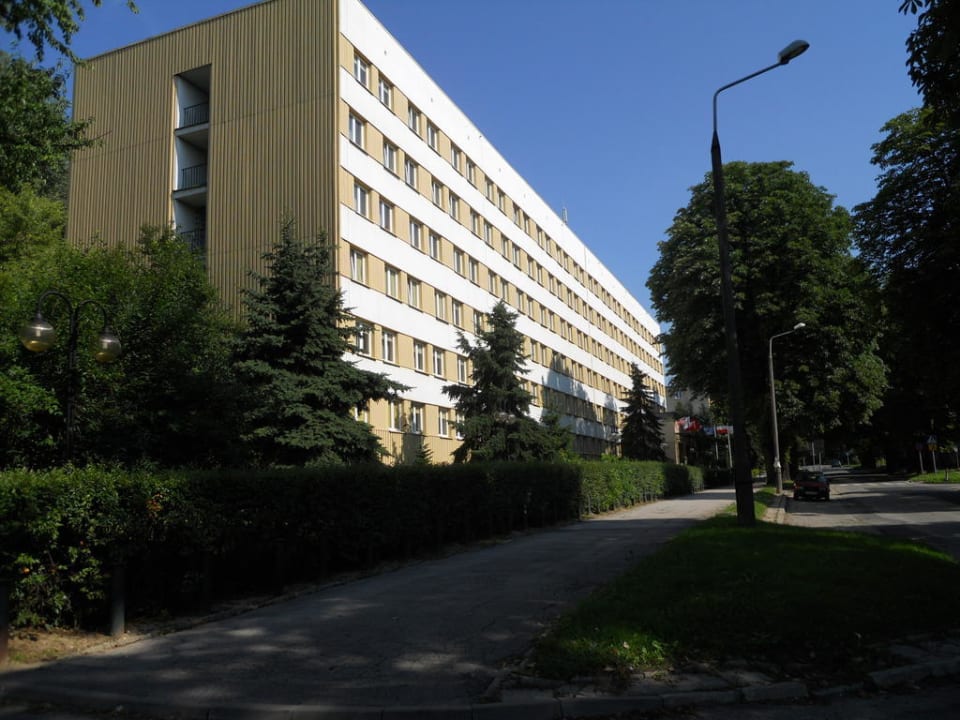 Budynek od południa Holiday Inn Express Lublin