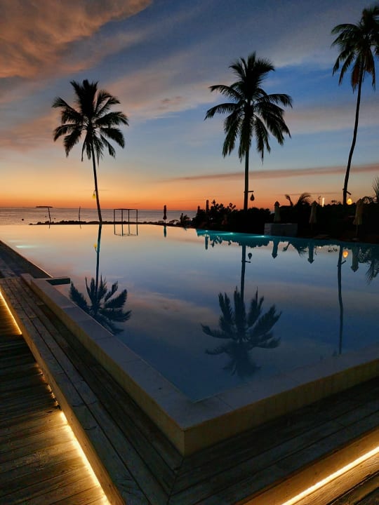 Pool Sun Siyam Iru Veli