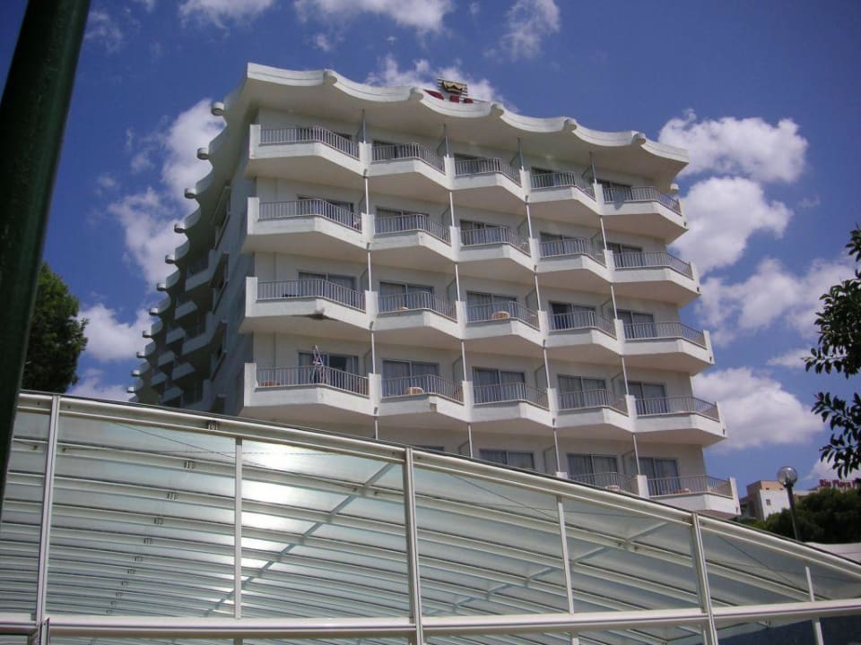 Ansicht vom Pool bzw. Garten Hotel Riu Festival