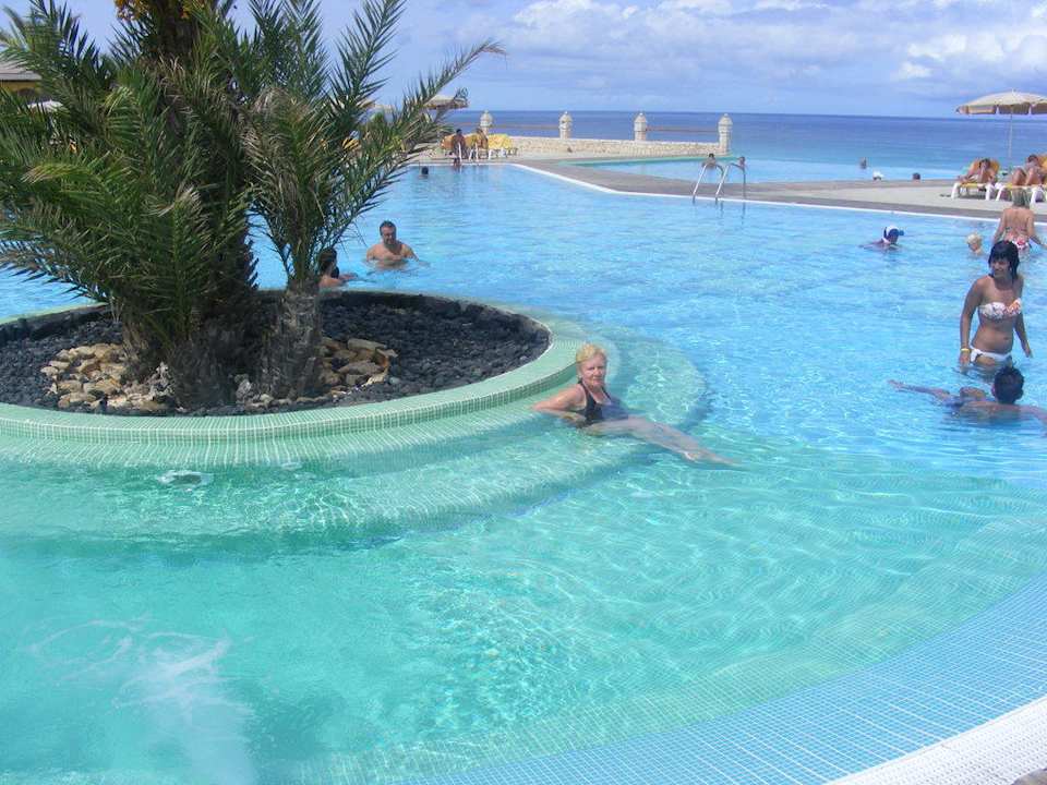 Großer Pool VOI Praia De Chaves Resort