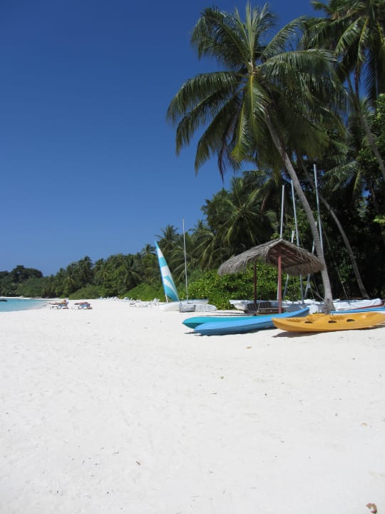 Strand vorm Aqua Sports & Fun Kuramathi Maldives