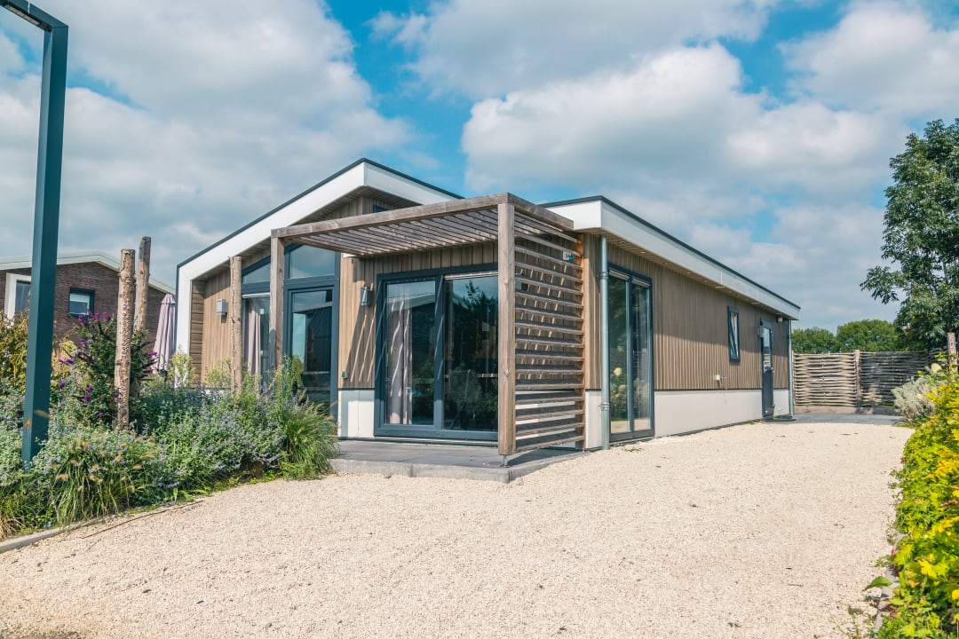 Außenansicht EuroParcs De Kraaijenbergse Plassen