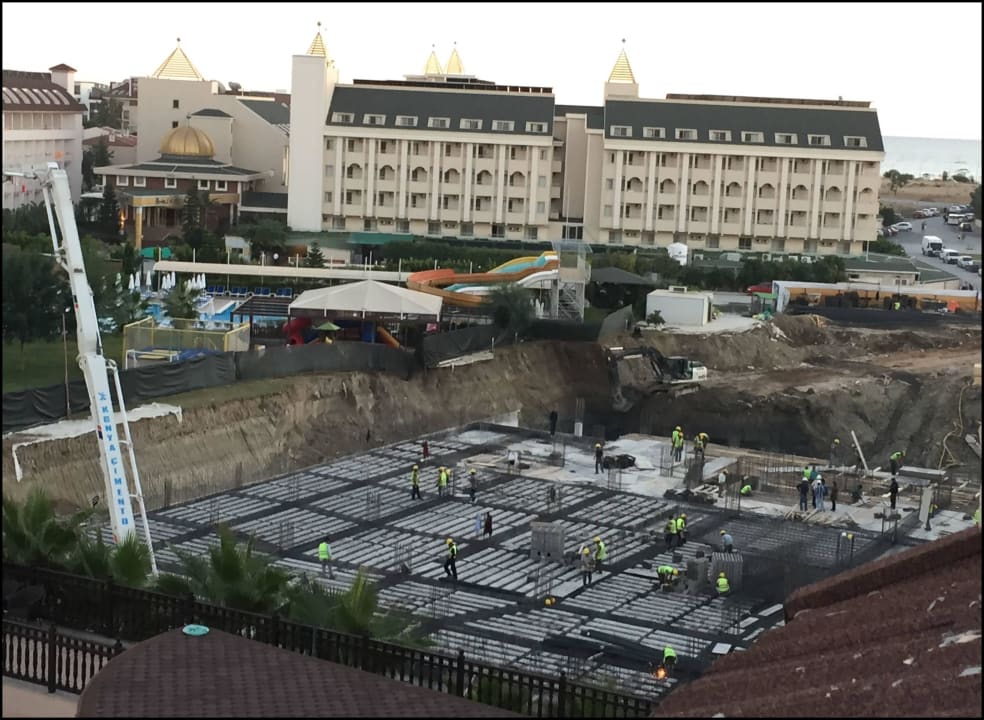 Sicht auf Baustelle - keineLärmbelästigung Well Palace Side