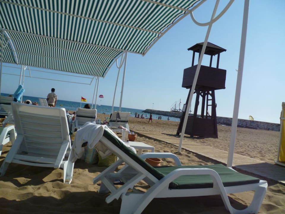 Hotel-Strand mit Rettungsschwimmer-Turm Sunis Evren Beach Resort Hotel & Spa