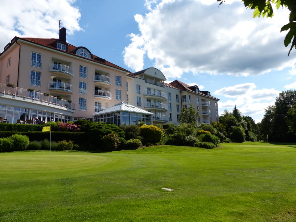 Außenansicht Golf & Sporthotel Wiesensee