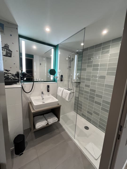 Zimmer Holiday Inn - the niu, Flower Konstanz