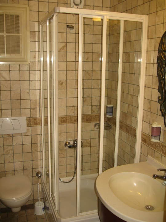 Dusche / WC Hotel Yetkin