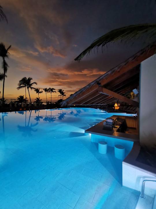 Pool Secrets Playa Esmeralda Resort & Spa