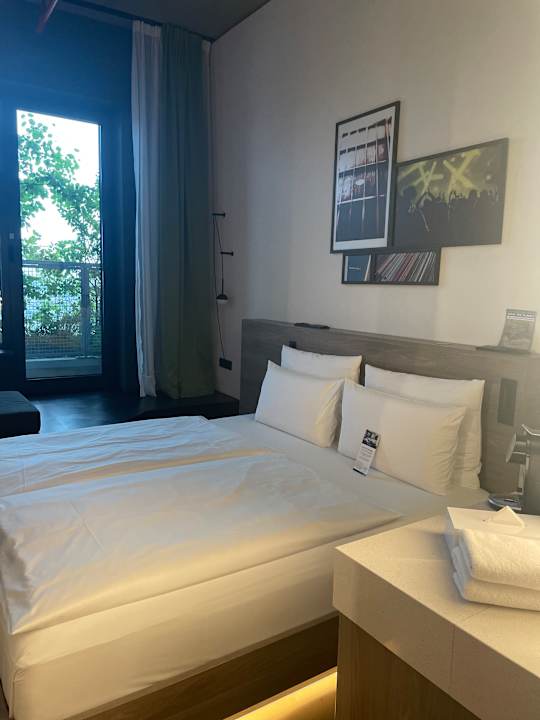 Zimmer REVERB by Hard Rock Hamburg