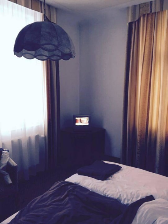 Ganz kleiner alter TV Selina Bad Gastein