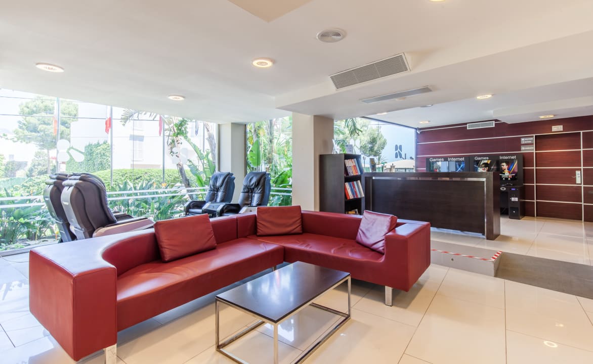 Lobby BLUESEA Es Bolero