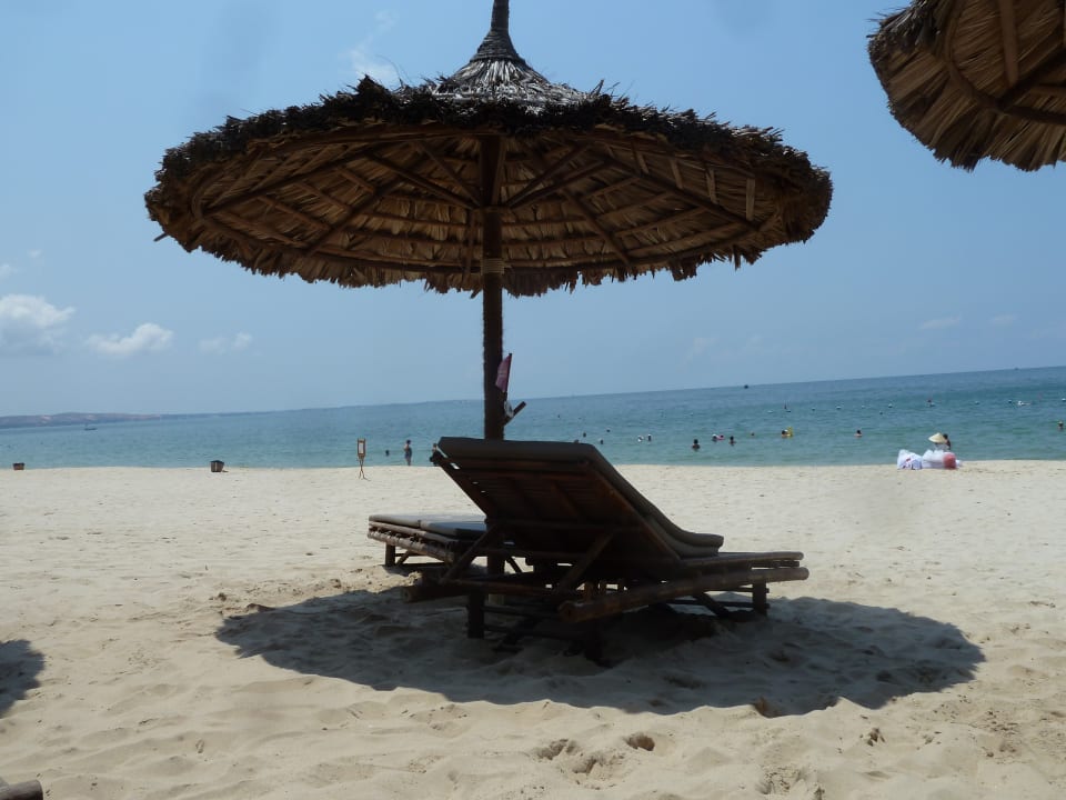 Strand Bamboo Village Beach Resort & Spa