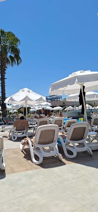 Pool Kirman Belazur Resort & Spa