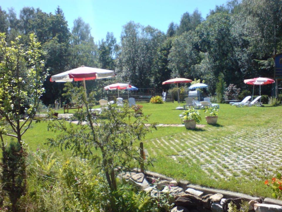 Liegewiese Hotel Brunnenhof