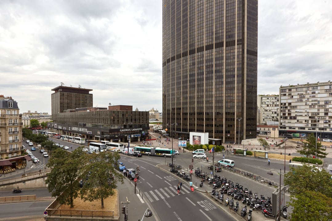 Tour Montparnasse face hotel Miramar Hotel Miramar
