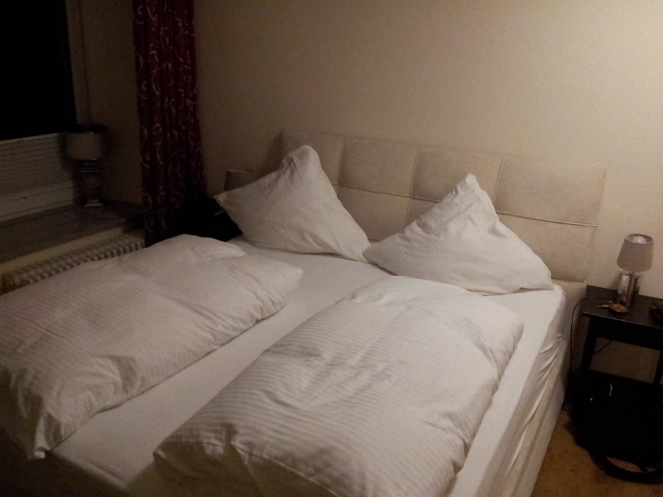 Boxspring-Bett Hotel Lüttelforster Mühle