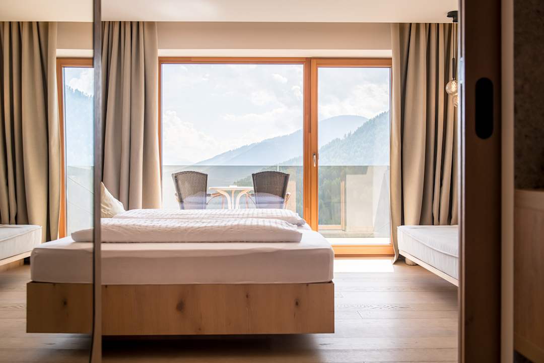 Zimmer Kronplatz-Resort Hotel Kristall