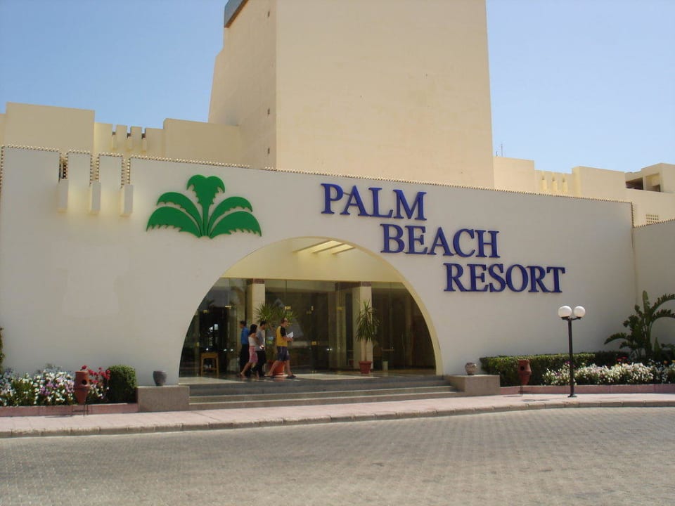 Haupteingang Palm Beach Resort