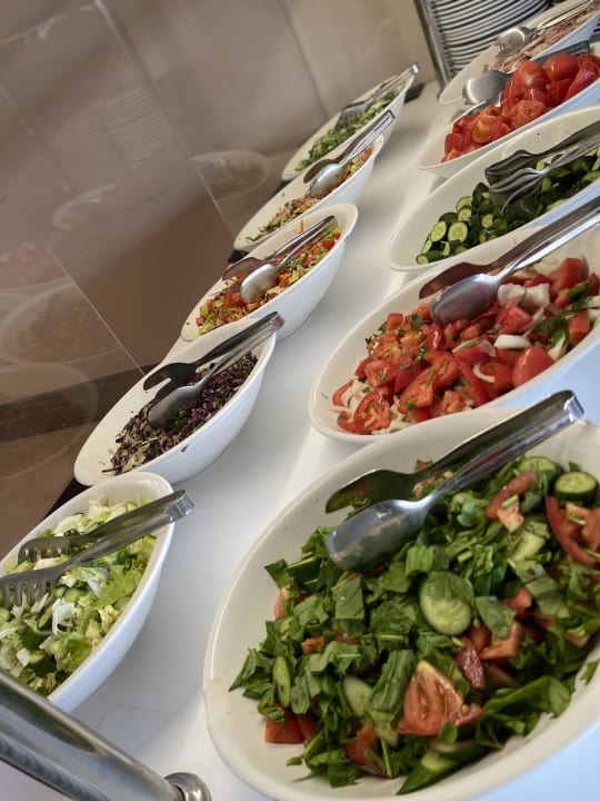Gastro Ramada Resort by Wyndham Side