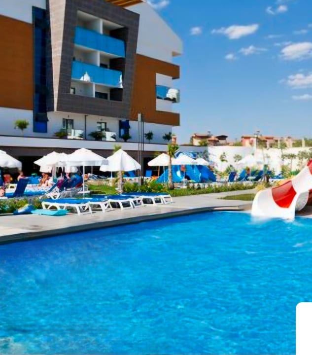 Pool Terrace Elite Resort