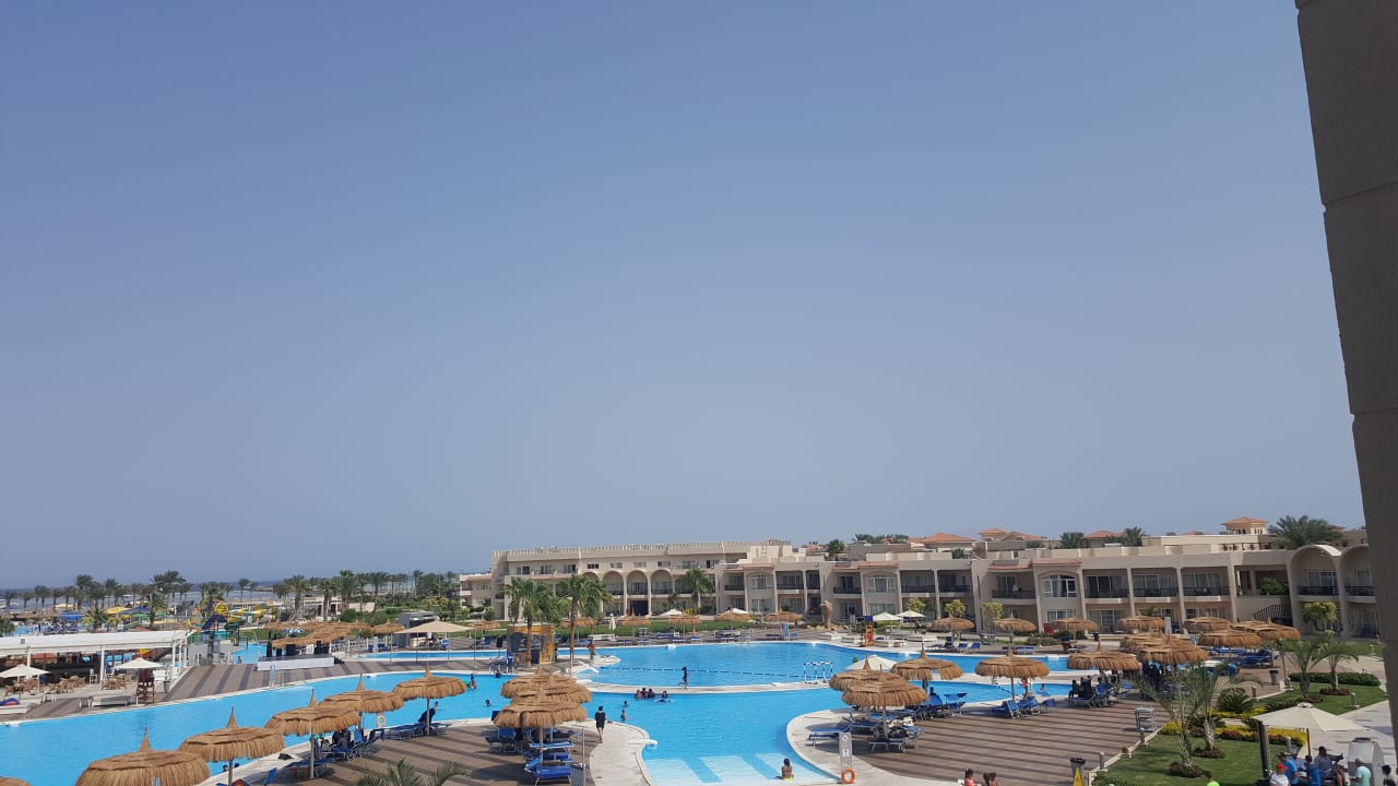 Pool Pickalbatros Royal Moderna Resort-Sharm El Sheikh
