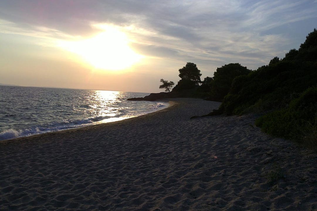 Sonnenuntergang am Strand Lagomandra Hotel & Spa