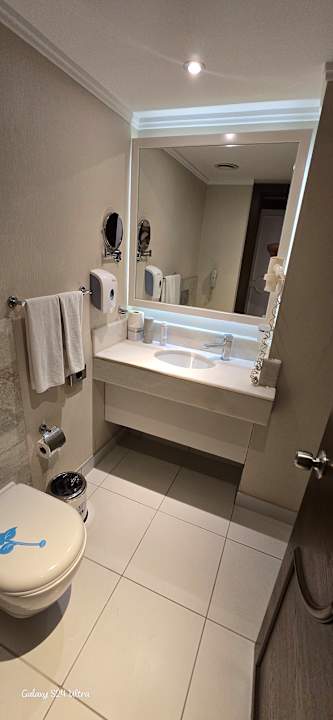 Zimmer Dream World Resort & Spa