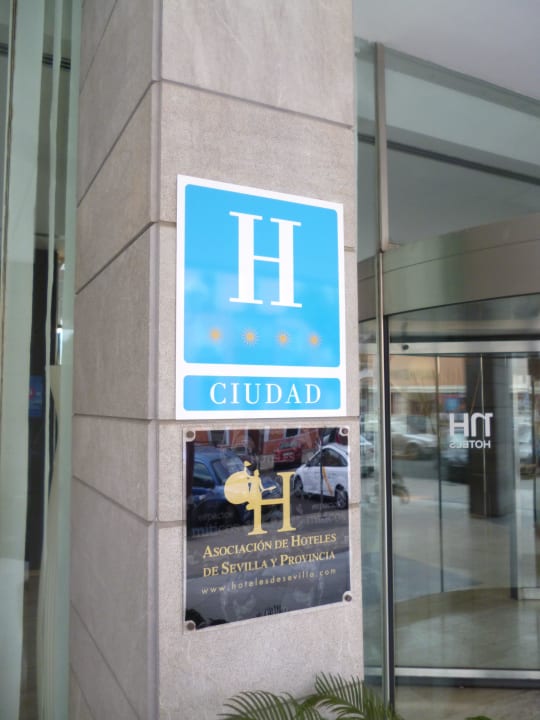 Hotel  NH Sevilla Plaza de Armas