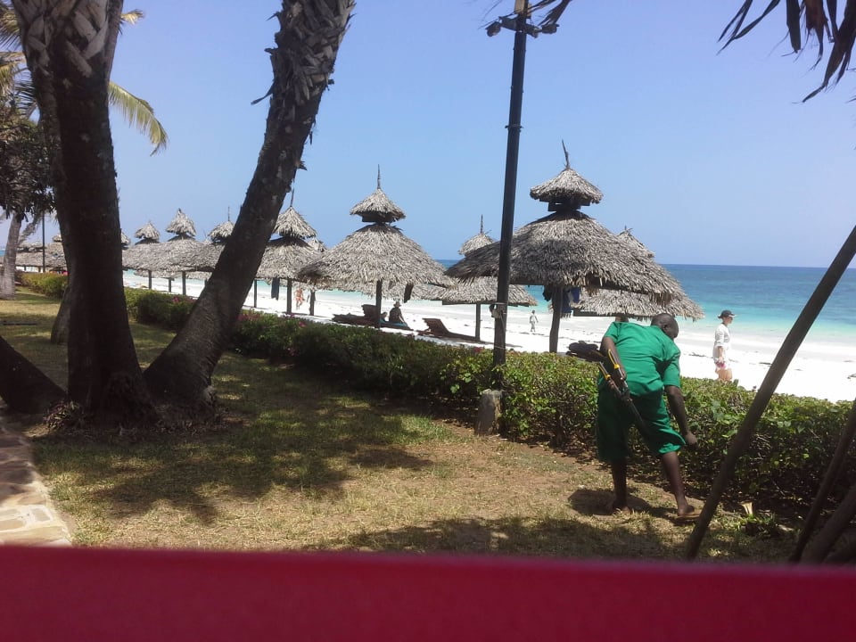 Blick zu Meer Hotel Southern Palms Beach Resort