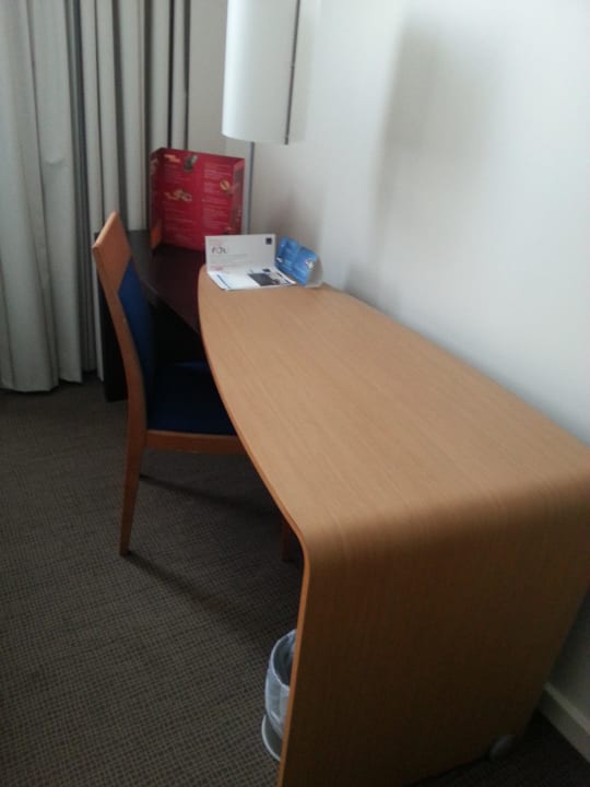 Schreibtisch Hotel Novotel Luxembourg Centre