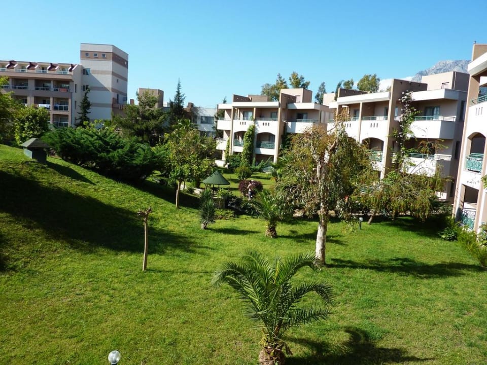 Schöne Gartenanlage Greenwood Kemer Resort